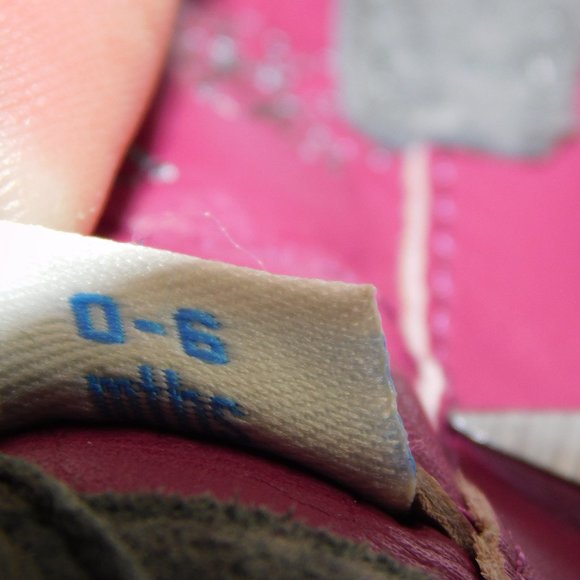 Robeez 0-6 months Girls soft sole Boots Wine Gray - Picture 10 of 10